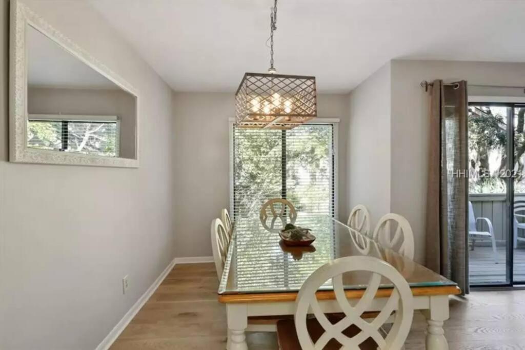 New Pics! Harbour Town 3Br/3Ba - Pool Access - Book Now Βίλα Hilton Head Island Εξωτερικό φωτογραφία