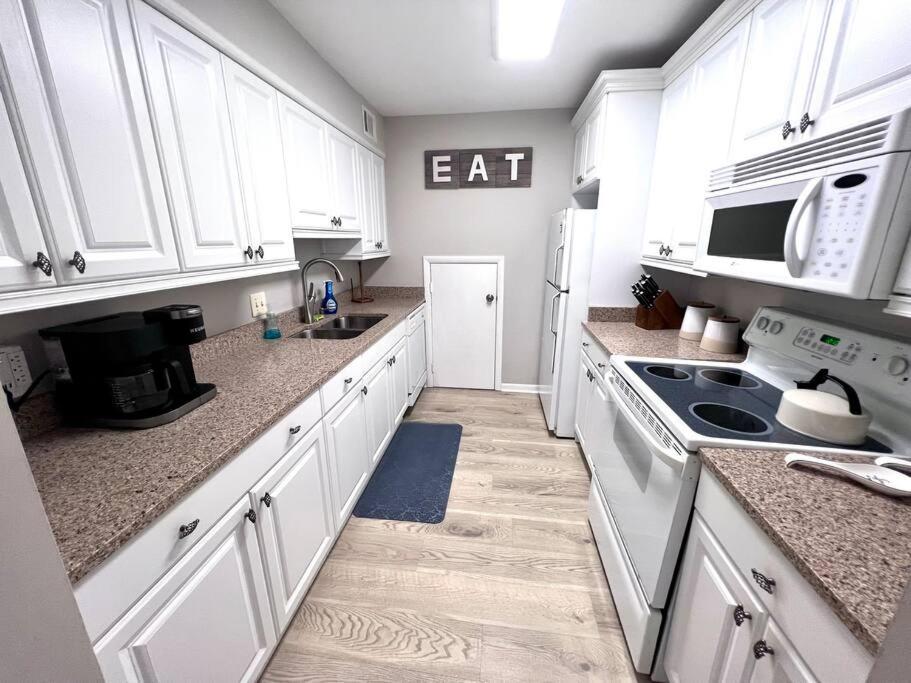 New Pics! Harbour Town 3Br/3Ba - Pool Access - Book Now Βίλα Hilton Head Island Εξωτερικό φωτογραφία