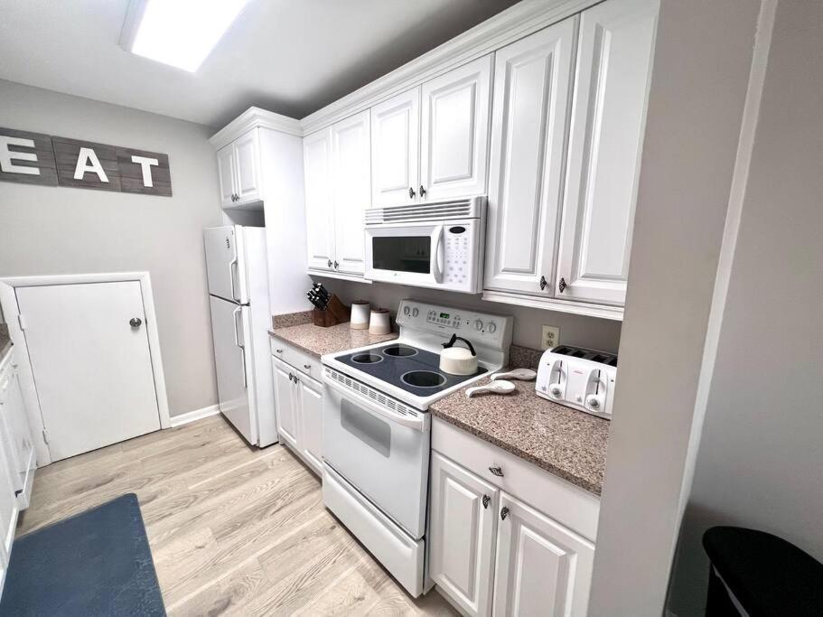 New Pics! Harbour Town 3Br/3Ba - Pool Access - Book Now Βίλα Hilton Head Island Εξωτερικό φωτογραφία