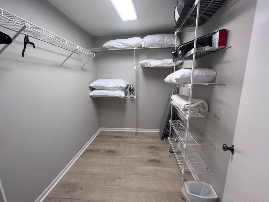 New Pics! Harbour Town 3Br/3Ba - Pool Access - Book Now Βίλα Hilton Head Island Εξωτερικό φωτογραφία