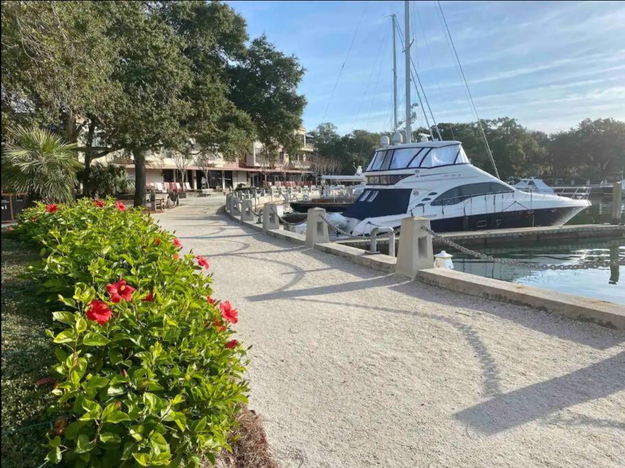New Pics! Harbour Town 3Br/3Ba - Pool Access - Book Now Βίλα Hilton Head Island Εξωτερικό φωτογραφία